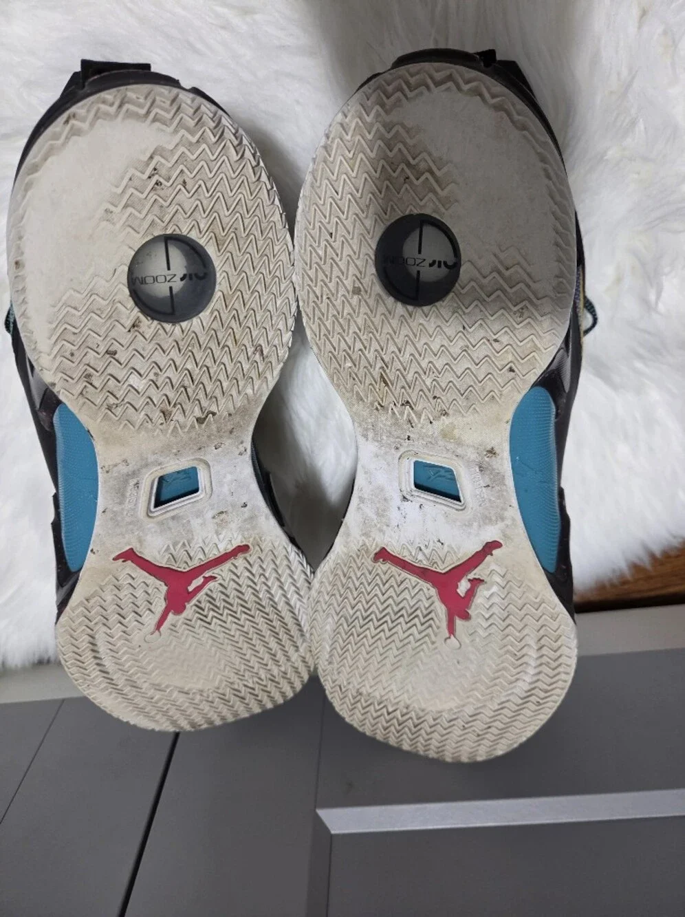 Jordan  Multicolor Knit Basketball Sneakers in Black with Pink Jumpman